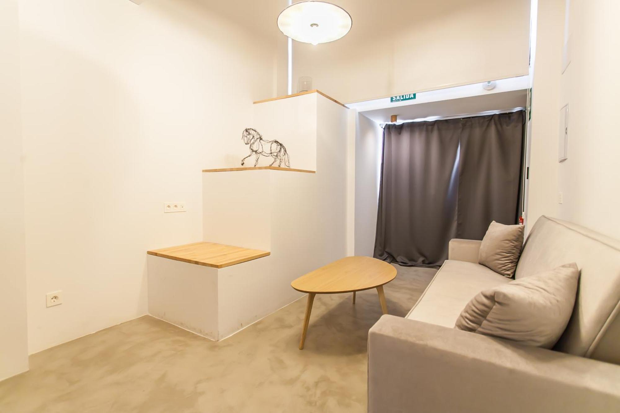 Guernica Luxury Duplex - Location, Light, And Art Apartment Madrid Luaran gambar